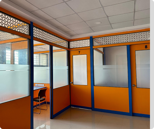 Cubicle 02